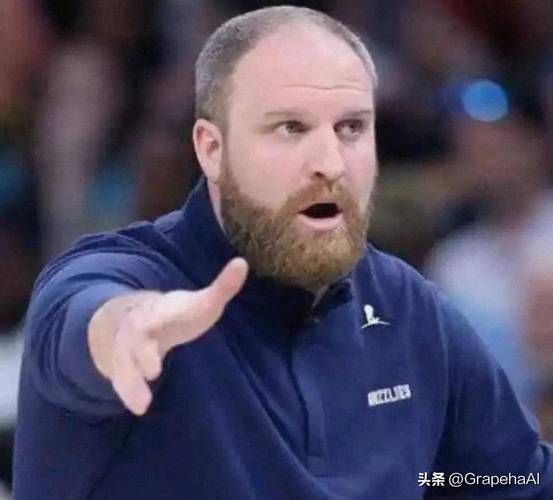 托马斯·伊萨洛的未来：灰熊队临时主教练在2025年NBA季后赛后的去向分析