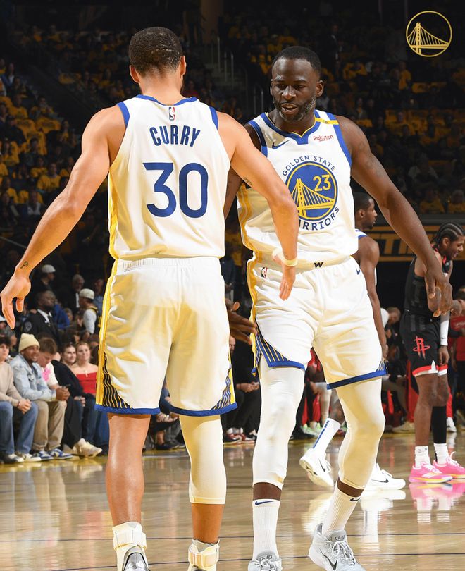 火箭VS勇士G3：库里单节13分全场高呼MVP，火箭半场领先勇士