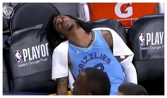 NBA季后赛：灰熊0-4遭雷霆横扫 莫兰特缺阵目睹球队出局 西部无对手豪言成讽刺