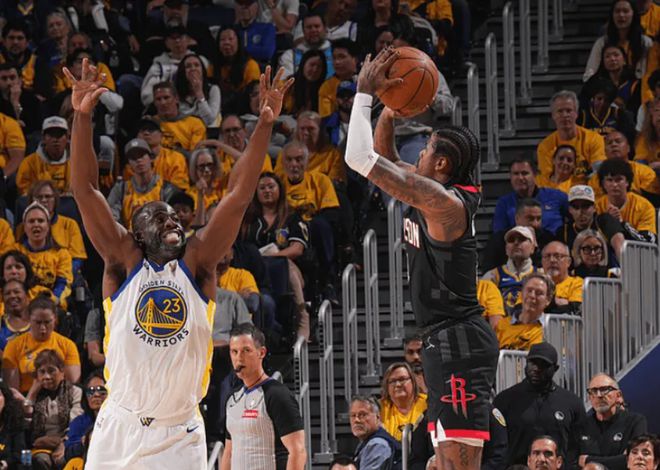 NBA季后赛西部焦点战：勇士主场迎战火箭，巴特勒伤退影响几何？