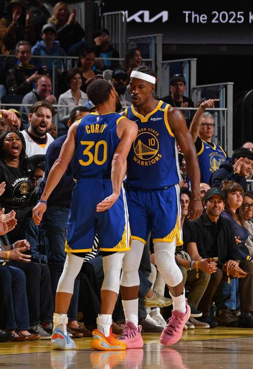 NBA季后赛西部焦点战：勇士主场迎战火箭，巴特勒伤退影响几何？
