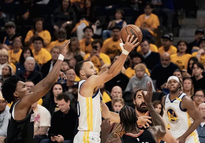 NBA季后赛西部焦点战：勇士主场迎战火箭，巴特勒伤退影响几何？