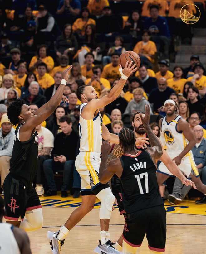 勇士104-93击败火箭大比分2-1反超 库里36分5三分季后赛总得分历史前十