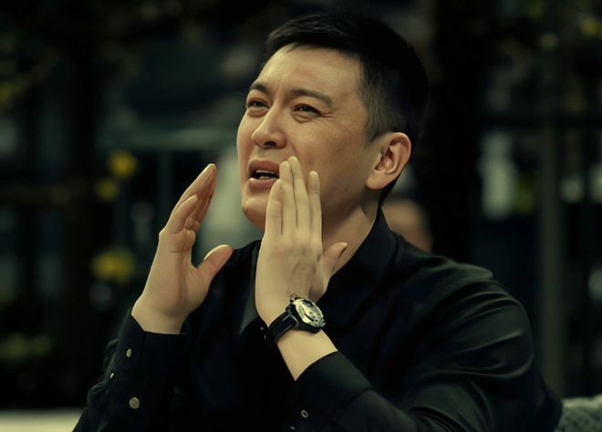 辽篮G1惨败引热议：杨鸣战术遭质疑，付豪顶薪表现引争议