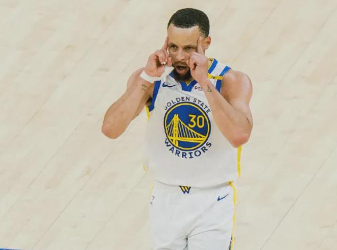 NBA季后赛火勇大战：巴特勒受伤打破平衡，勇士能否逆袭火箭？