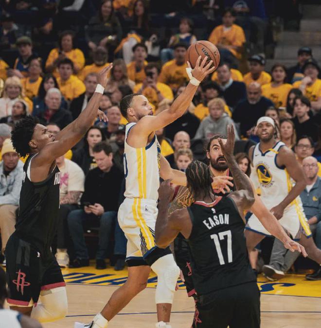 NBA季后赛火勇大战：巴特勒受伤打破平衡，勇士能否逆袭火箭？