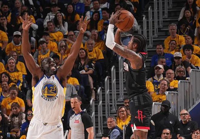 NBA季后赛G3前瞻：勇士主场迎战火箭，巴特勒缺阵影响几何？