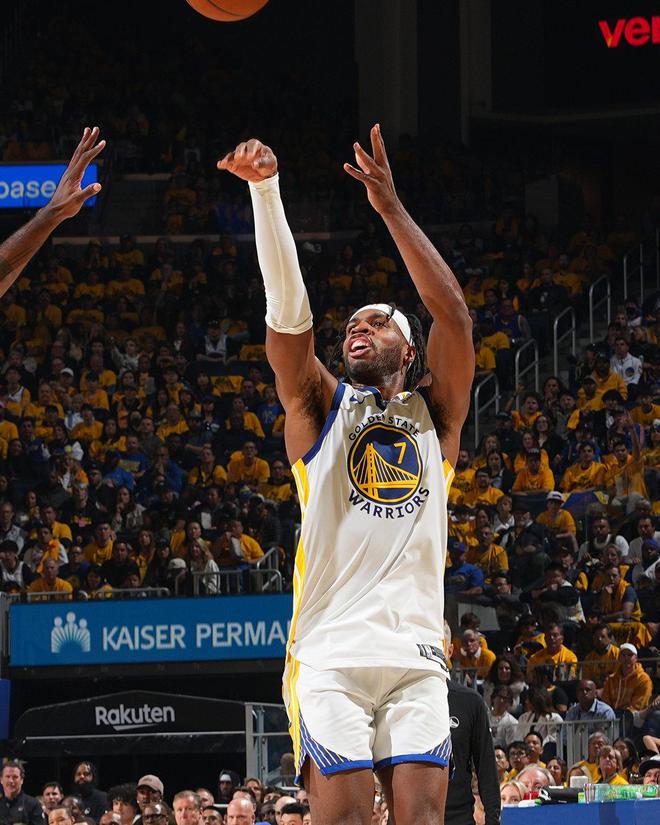NBA季后赛勇士VS火箭G3：库里领衔勇士主场激战火箭，巴特勒缺阵影响战局