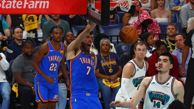NBA季后赛首轮战况：雷霆横扫晋级，骑士3-0领先，火箭勇士激战