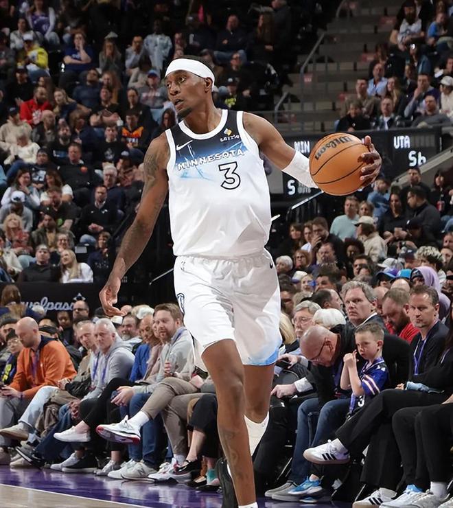 NBA季后赛湖人vs森林狼G4前瞻：湖人背水一战需奇兵，凌晨3点半不容错过