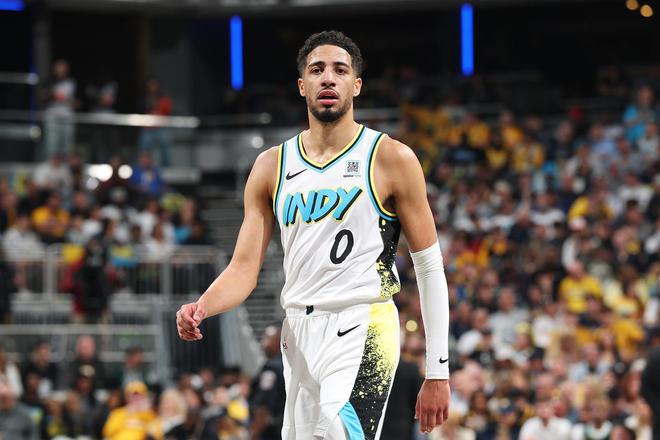森林狼13-1攻势逆转湖人2-1领先 魔术险胜绿军 NBA季后赛三场2-1战况