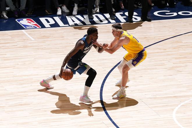 森林狼13-1攻势逆转湖人2-1领先 魔术险胜绿军 NBA季后赛三场2-1战况