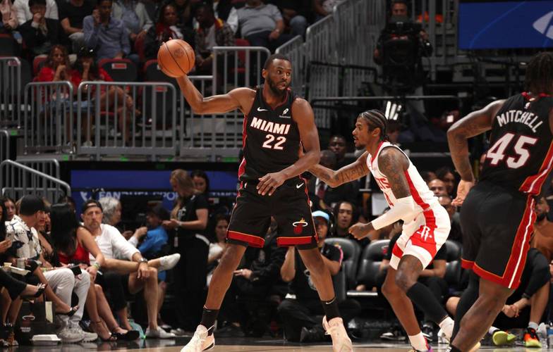 NBA 季后赛首轮 G3：热火惨败骑士，维金斯灾难表现引热议