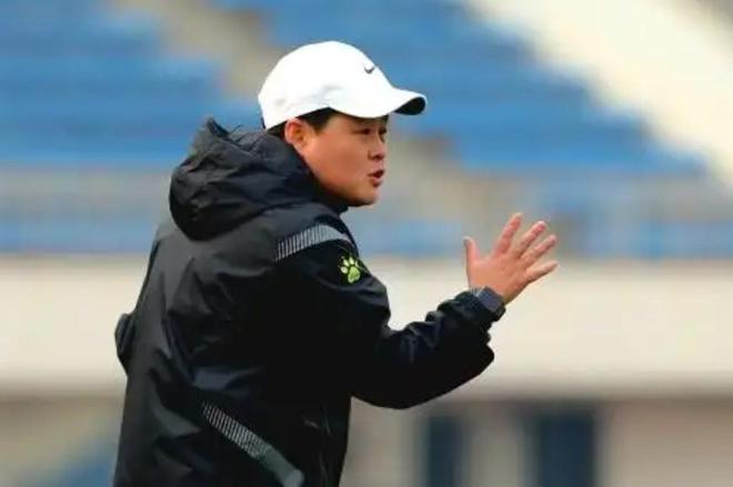 长春足球名宿桑妮娜正式成为长春大众卓越女足一线队主帅