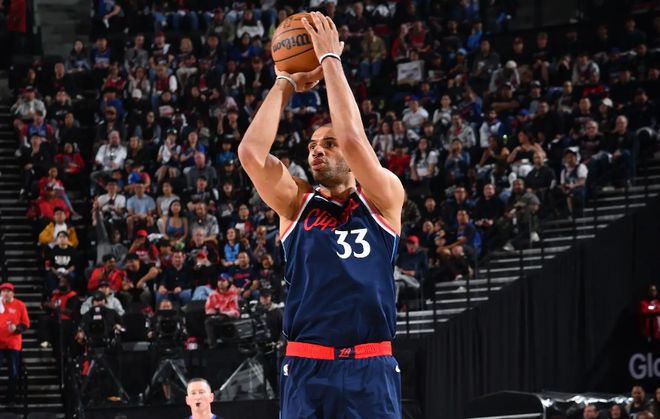 NBA 季后赛掘金险胜快船扳平比分，巴图姆表现下滑