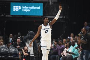 NBA季后赛首轮灰熊被横扫，小贾伦-杰克逊休赛期续约机会几何？