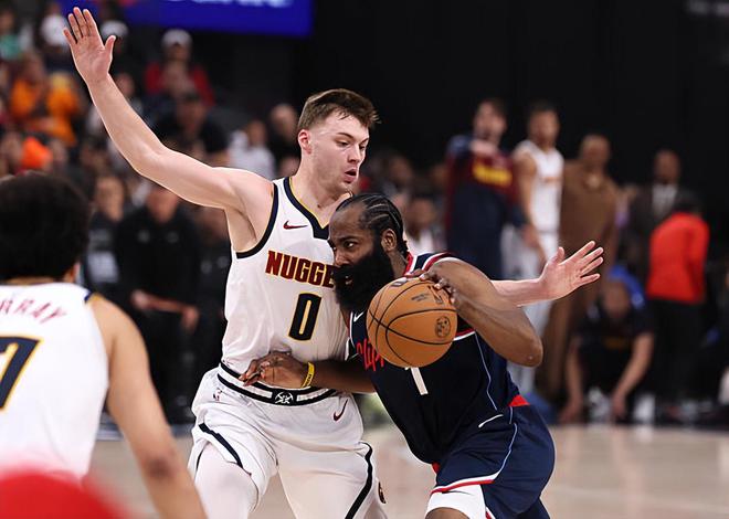 NBA 季后赛掘金险胜快船，哈登表现平平系列赛悬念仍存