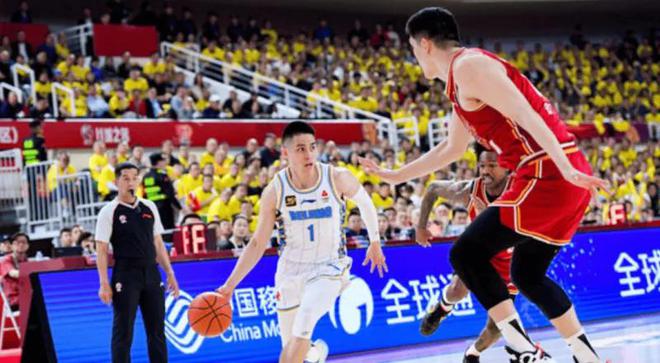 CBA 季后赛半决赛：北京客场胜山西，陈盈骏关键表现打服对手