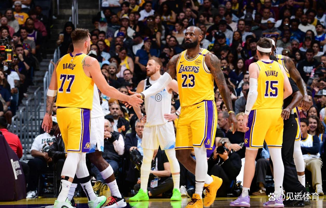 NBA 季后赛西部 G4 焦点战：森林狼逆转湖人，詹姆斯东契奇表现成看点