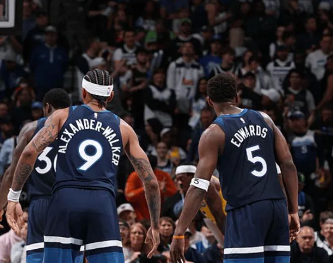 4月28日NBA2024-25季后赛首轮第四战：森林狼胜湖人，湖人问题待解