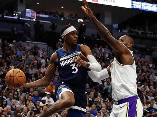 NBA 季后赛首轮 G4：湖人客场战森林狼，此役堪称生死战