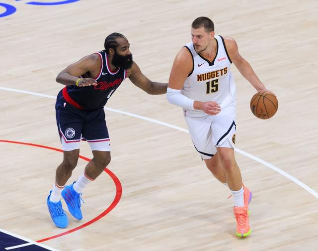 4月28日NBA季后赛快船与掘金激战，G4裁判报告现漏判快船吃亏