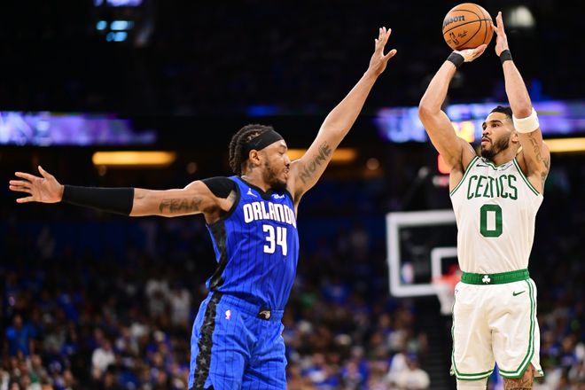 4月28日NBA季后赛首轮G4：凯尔特人107-98胜魔术获赛点