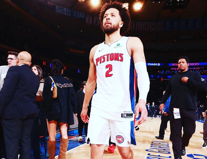 NBA 季后赛：尼克斯客场险胜活塞，活塞 1-2 落后痛失好局