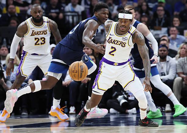 NBA 季后赛森林狼胜湖人获赛点，范德比尔特表现不佳