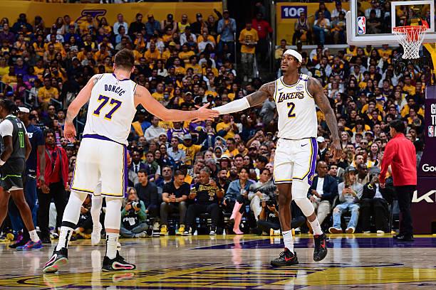 NBA 季后赛森林狼胜湖人获赛点，范德比尔特表现不佳